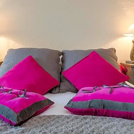 D'hotes Larroquiniere 4*